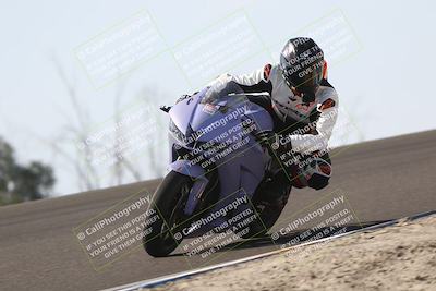 media/Nov-02-2025-Lets Ride (Sun) [[f7a3caa734]]/B Group/1120am (Turn 2 Inside)/